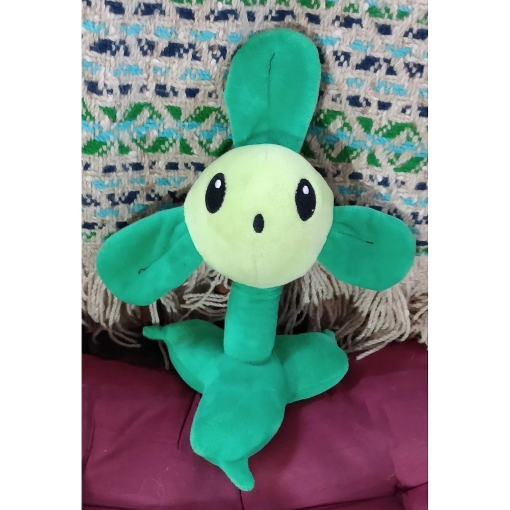 Plants Vs Zombies BLOVER w Suction Cup Leaf Base Embroidered Eyes PvZ Video Game